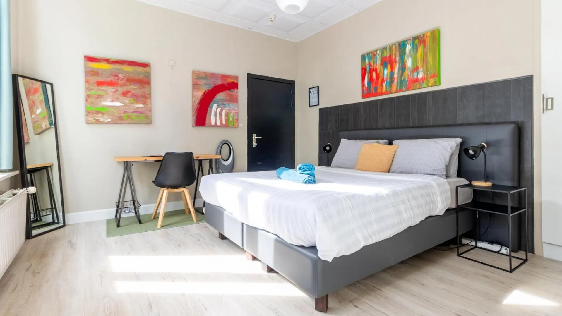 Hotel Entree - Canal View بروج